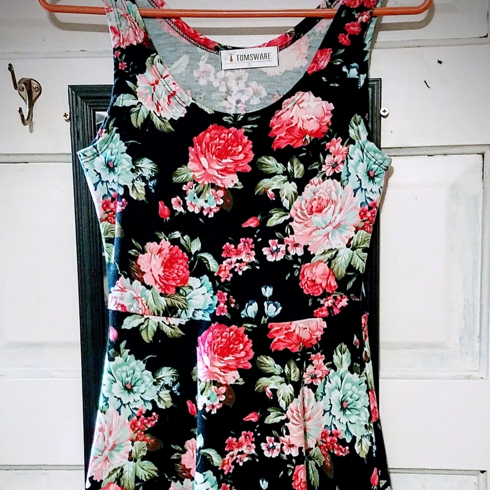 Tomsware Floral Sundress size Small